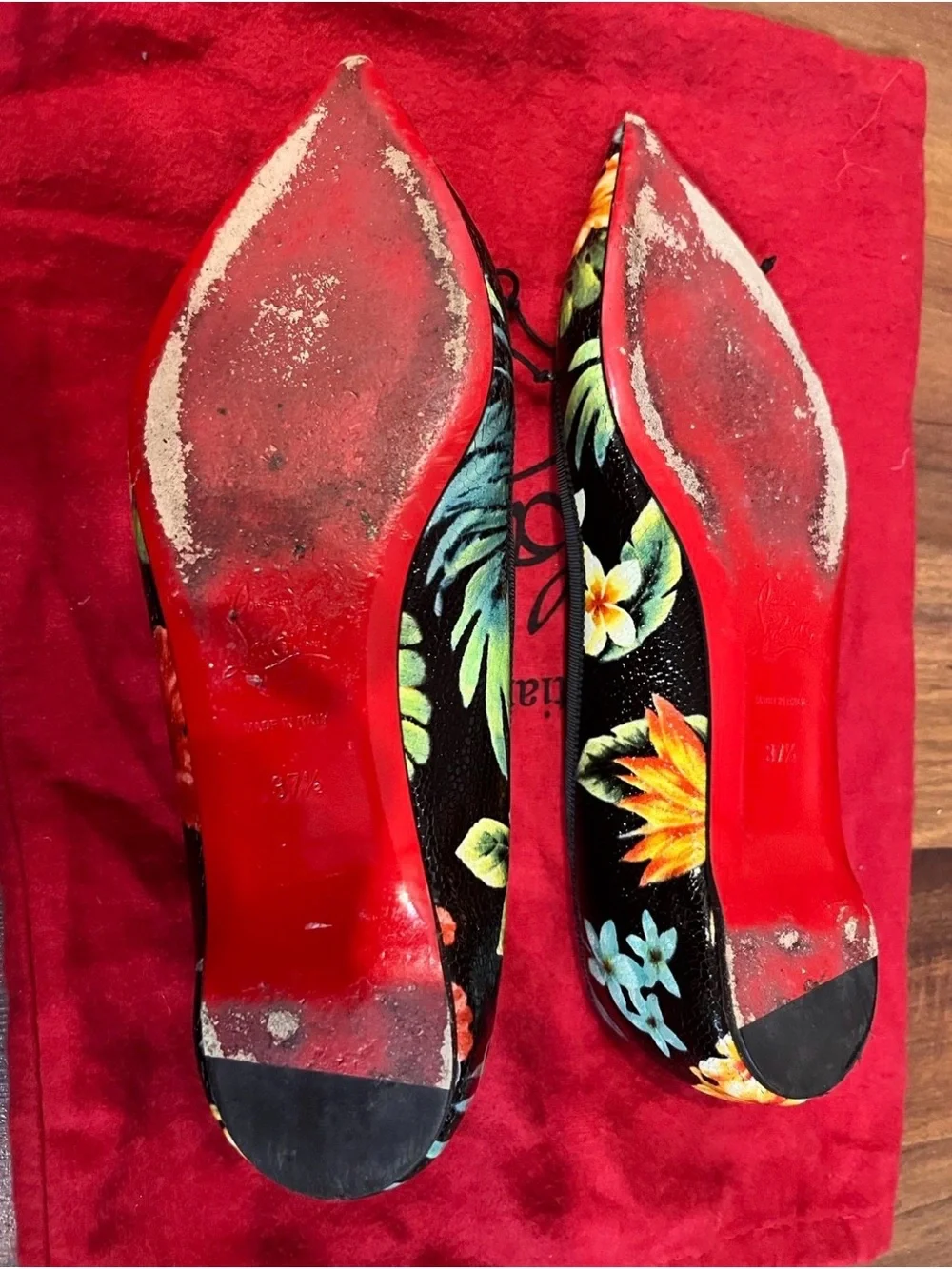 Christian Louboutin Black Floral Pointed Toe Flats 37.5 - Sz 7